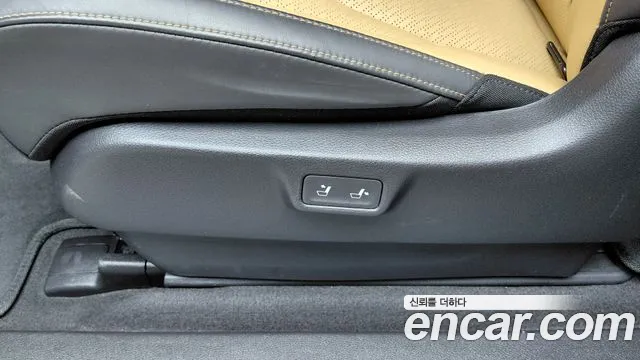 Kia Canival Carnival 4 поколение Бензин 9 мест Signature — Фото автомобиля 15