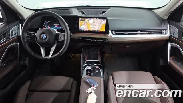 BMW X1 U11 — Фото автомобиля 10