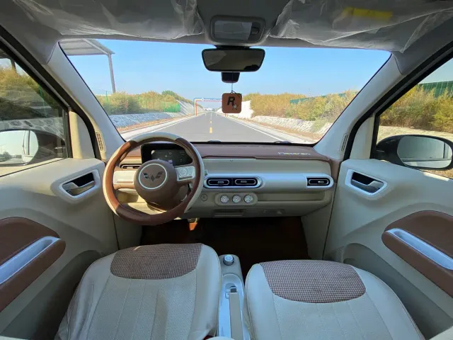 Wuling Hongguang Mini EV — Фото автомобиля 9