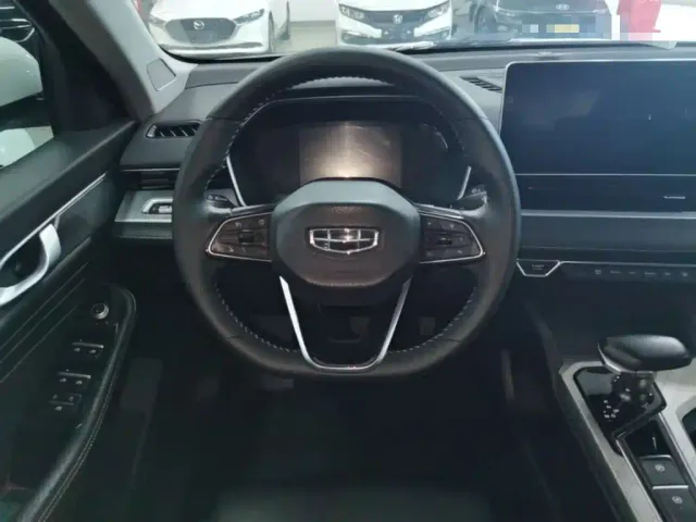 Geely Xingrui — Фото автомобиля 10