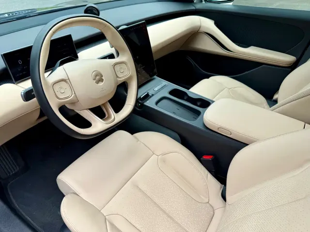Nio ET5 Touring — Фото автомобиля 7