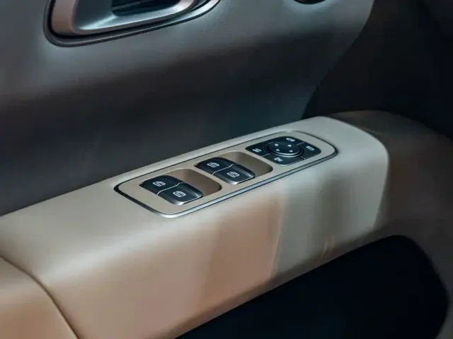 Li Auto i6 — Фото автомобиля 13