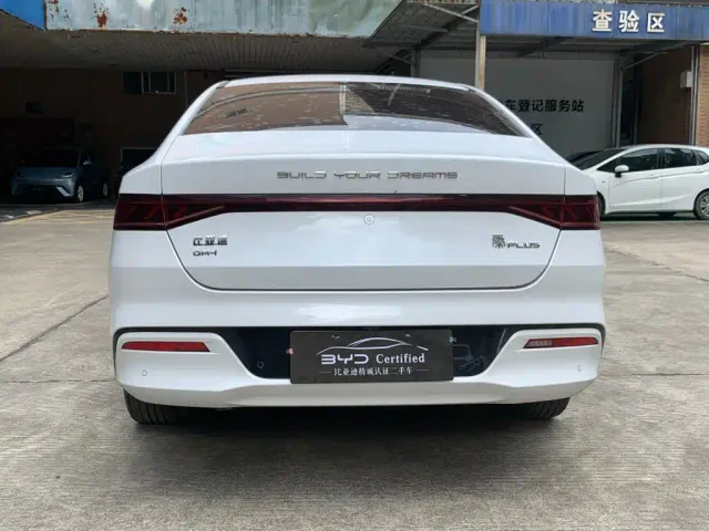 BYD Qin PLUS — Фото автомобиля 12