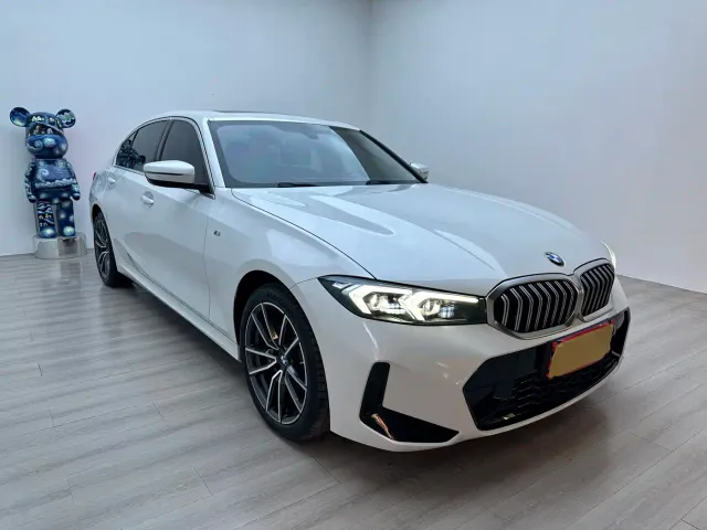 BMW 3 Series — Фото автомобиля 2