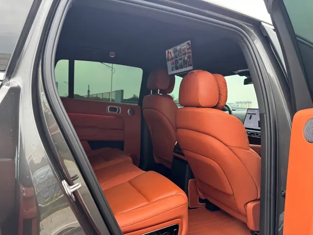 Li Auto L7 — Фото автомобиля 21