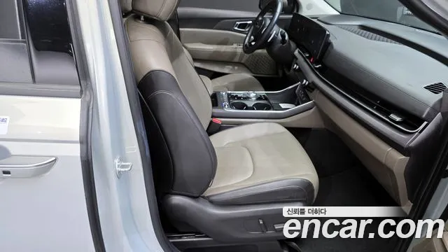 Kia Canival — Фото автомобиля 2