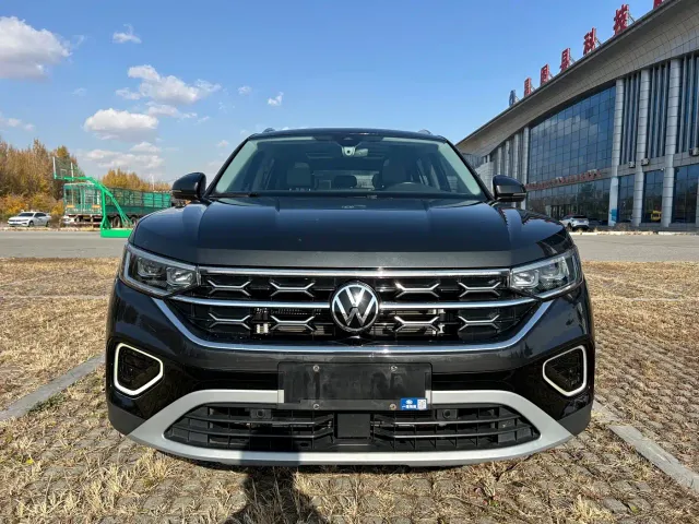 Volkswagen Tayron — Фото автомобиля 2