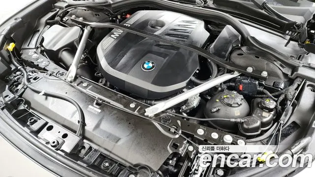 BMW 7-Series 7 серия (G70) 740i xDrive M Sport — Фото автомобиля 6