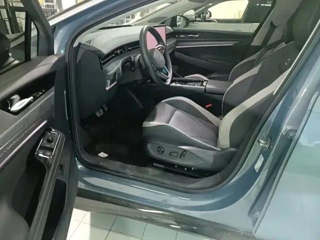 Volkswagen ID.7 Vizzion — Фото автомобиля 15