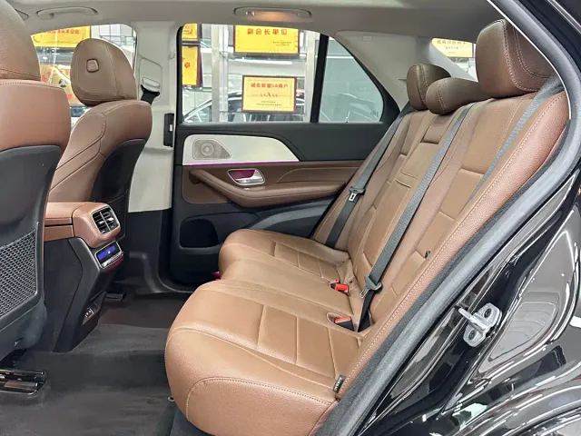 Mercedes-Benz GLE-Class — Фото автомобиля 8