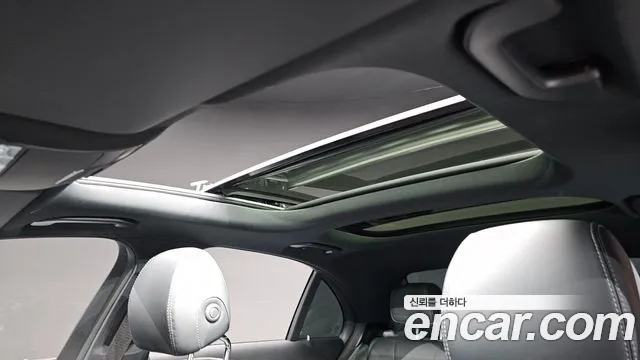 Mercedes-Benz E-Class — Фото автомобиля 20