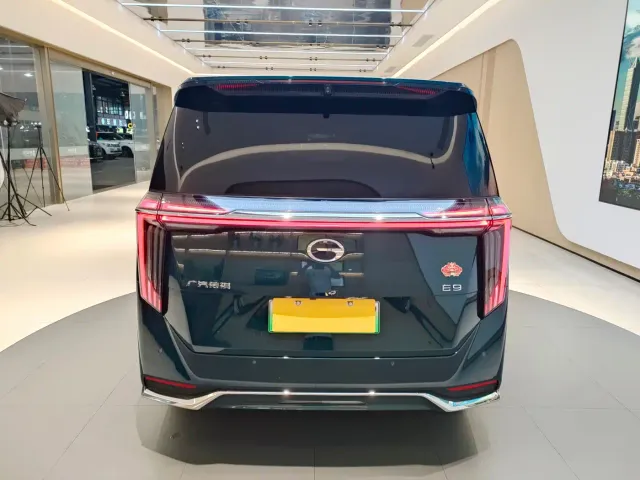 GAC Trumpchi E9 — Фото автомобиля 7