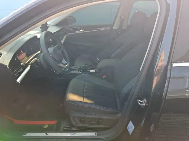 Volkswagen Passat — Фото автомобиля 19