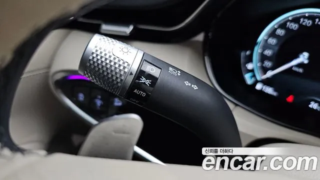 Genesis GV70 2.5T Бензин 2WD — Фото автомобиля 26