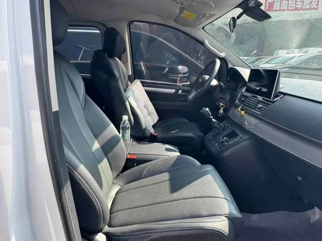 Maxus G20 — Фото автомобиля 5