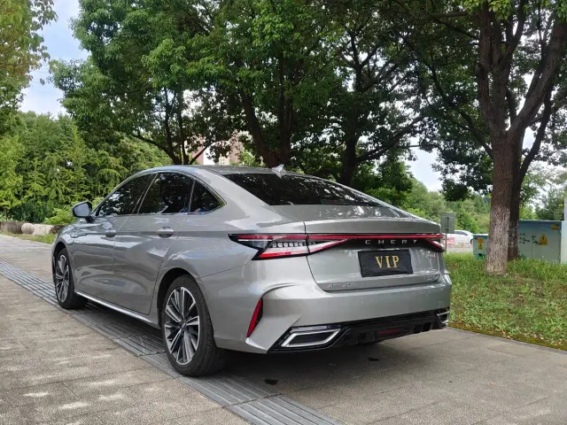 Chery Arrizo 8 — Фото автомобиля 9