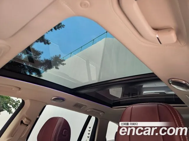Mercedes-Benz GLS-Class — Фото автомобиля 27