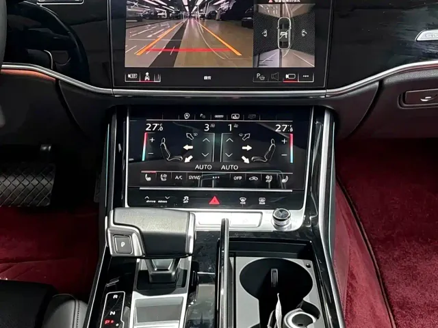 Audi A8 — Фото автомобиля 6