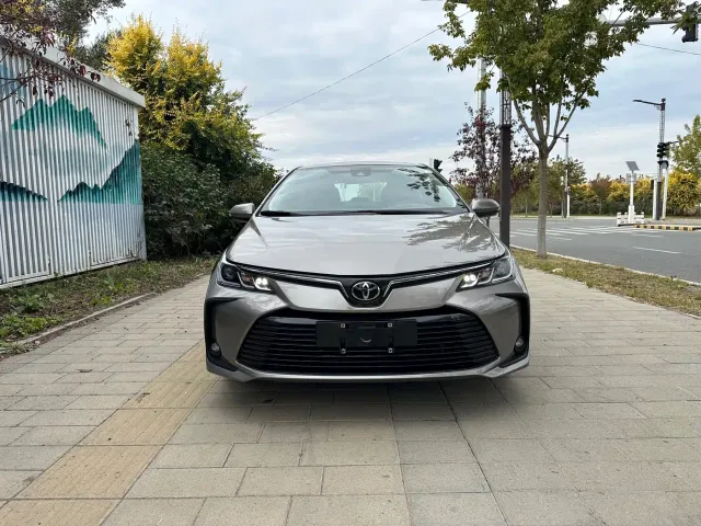 Toyota Corolla — Фото автомобиля 3