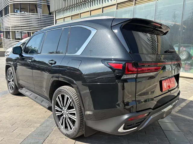 Lexus LX — Фото автомобиля 5