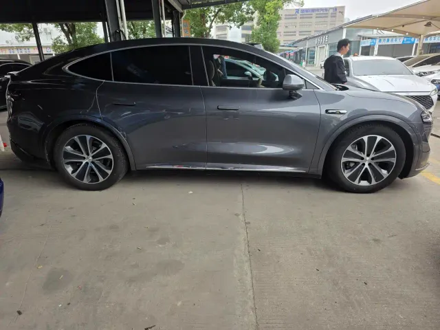 Zhijie Luxeed R7 2024 Pure Electric 802km Max — Фото автомобиля 21
