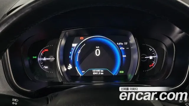 Renault-KoreaSamsung QM6 Новый QM6 2.0 LPe LE Signature 2WD — Фото автомобиля 8