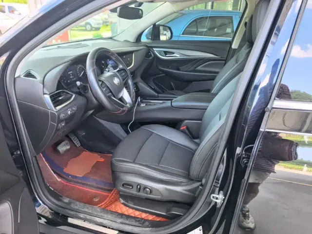 Buick Enclave — Фото автомобиля 10