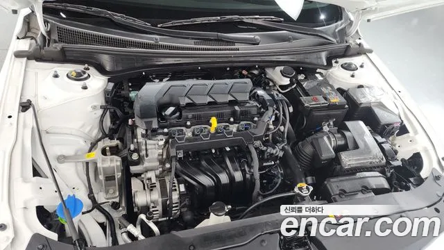 Hyundai Avante CN7 — Фото автомобиля 6