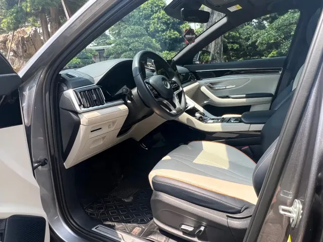 BYD Song PLUS — Фото автомобиля 8