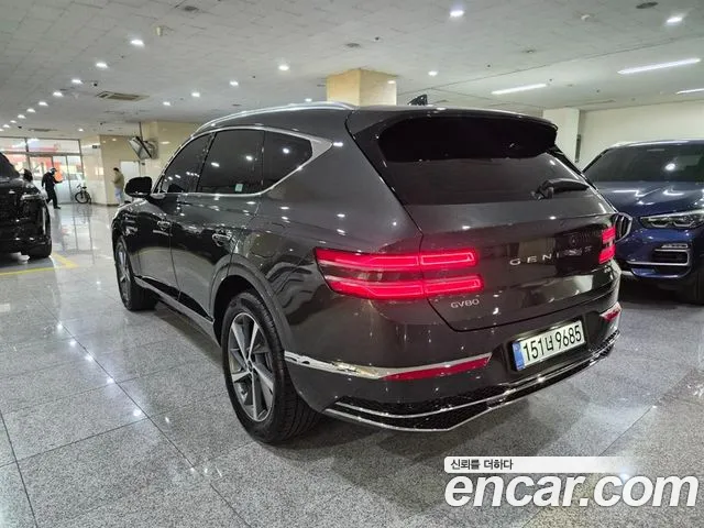 Genesis GV80 — Фото автомобиля 3