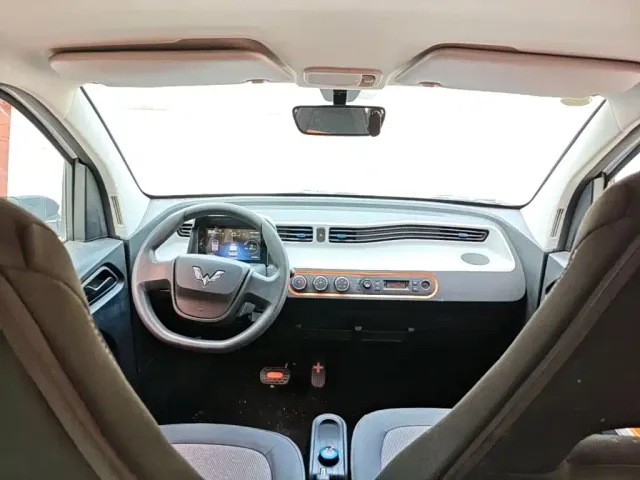 Wuling Hongguang Mini EV — Фото автомобиля 9