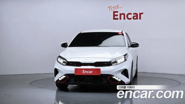 Kia K3 Новый K3 2 поколение 1.6 Turbo GT 5 дверей — Фото автомобиля 3
