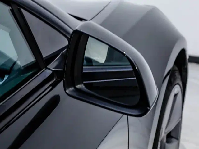 Tesla Model 3 — Фото автомобиля 23