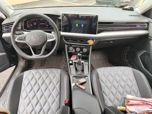 Volkswagen Sagitar — Фото автомобиля 10
