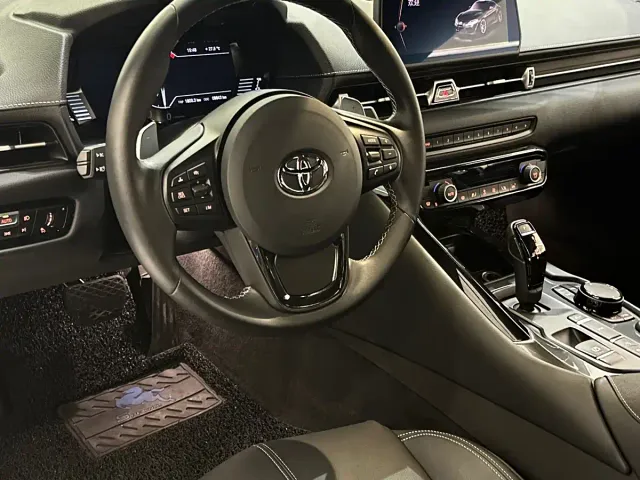 Toyota Supra — Фото автомобиля 6