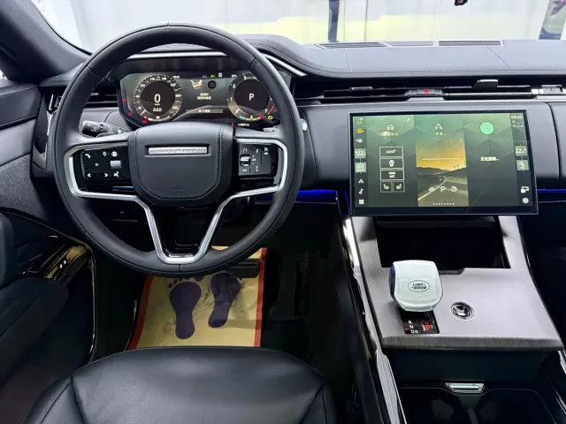 Land Rover Range Rover Sport — Фото автомобиля 6