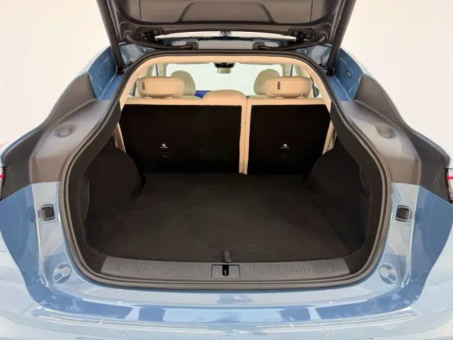 IM Motors LS6 — Фото автомобиля 29