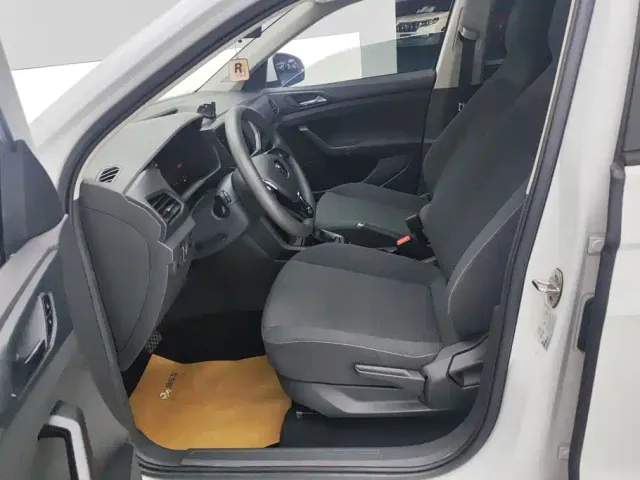 Volkswagen T-Cross — Фото автомобиля 9