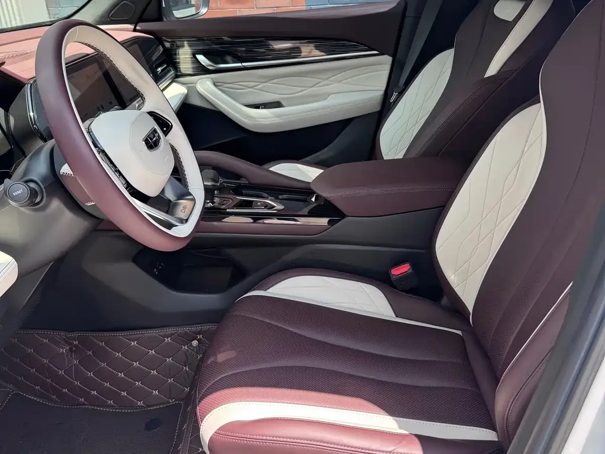 Geely Xingyue L 2021 2.0TD DCT EVO FWD Premium — Фото автомобиля 5