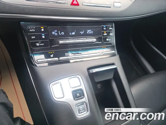 Hyundai Grandeur Grandeur (New) — Фото автомобиля 16