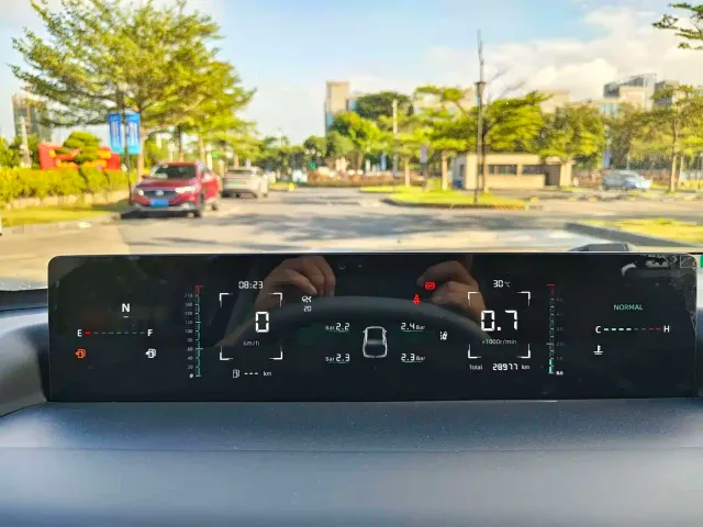 Changan Lamore — Фото автомобиля 5