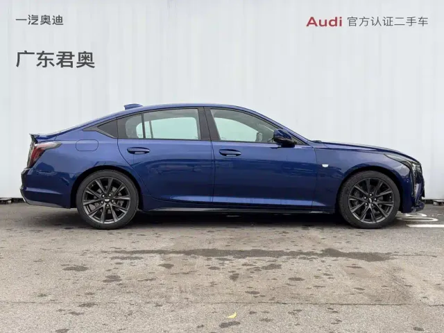 Cadillac CT5 — Фото автомобиля 5