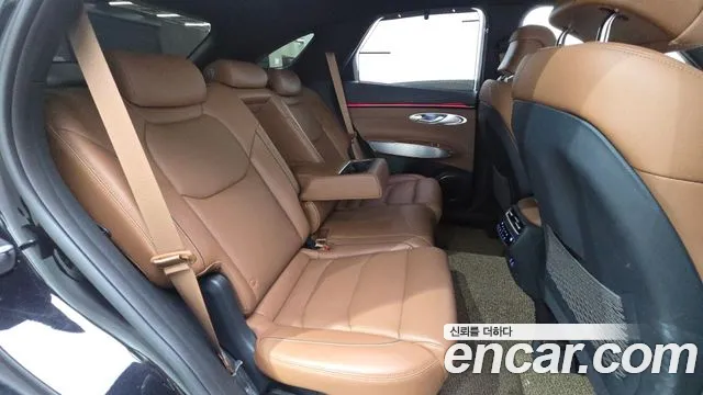 Genesis GV70 2.5T Бензин AWD — Фото автомобиля 13