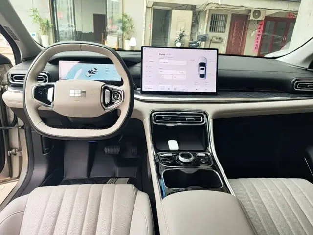 Geely Galaxy Stellar 6 — Фото автомобиля 9