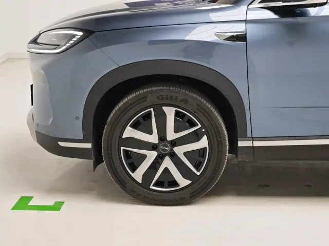 BYD Hai Shi 07 DM-i — Фото автомобиля 8