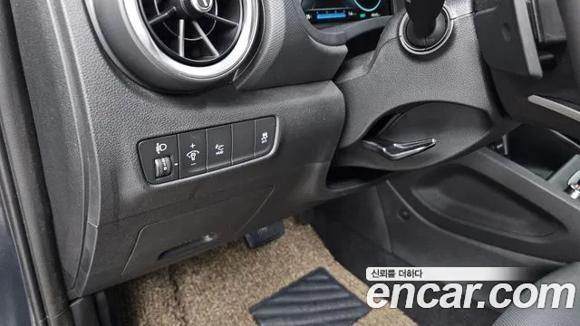 Hyundai Kona New — Фото автомобиля 23