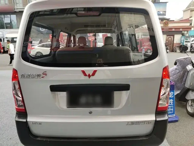 Wuling Rongguang S — Фото автомобиля 5