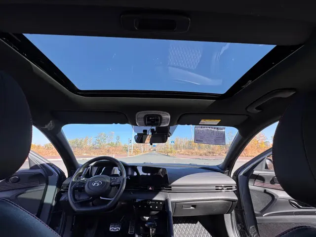 Hyundai Elantra — Фото автомобиля 17