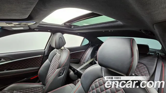 Genesis G70 New — Фото автомобиля 24