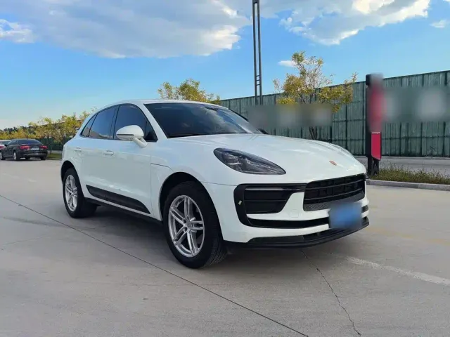 Porsche Macan — Фото автомобиля 4